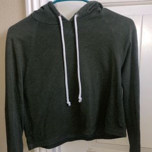 Cropped army green sweatshirt